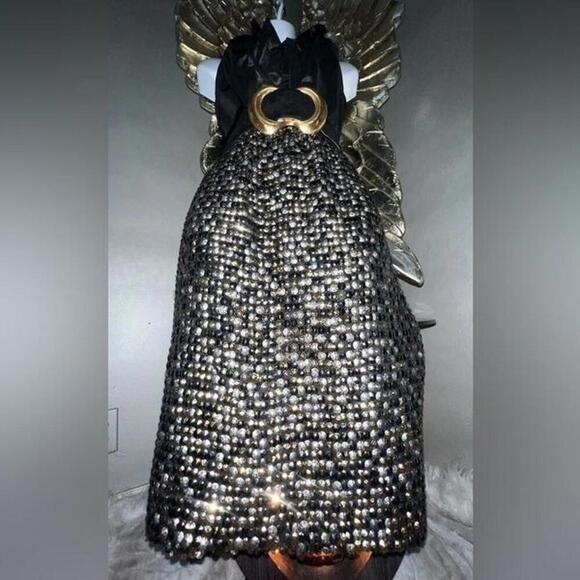 Gorgeous Carmen Marc Valvo Studded Cocktail Dress, Size 6 - Picture 7 of 9